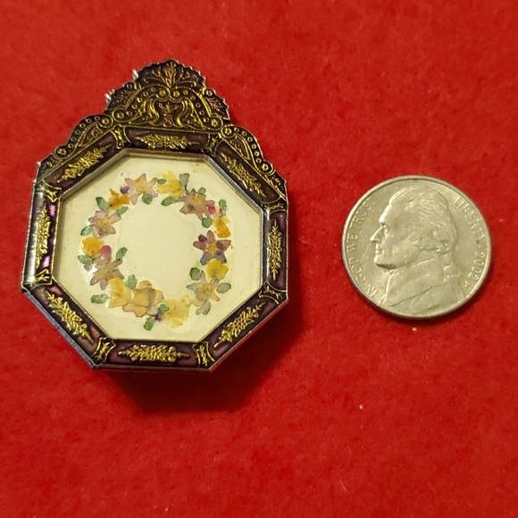 Vintage Ornate Picture Frame Brooch Enamel - Picture 3 of 4